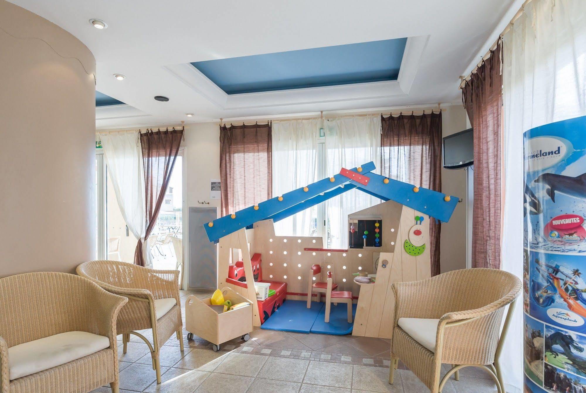Les Rivages - Appartement Vue Mer Imprenable-Piscine Сикс-Фор-ле-Плаж Екстериор снимка